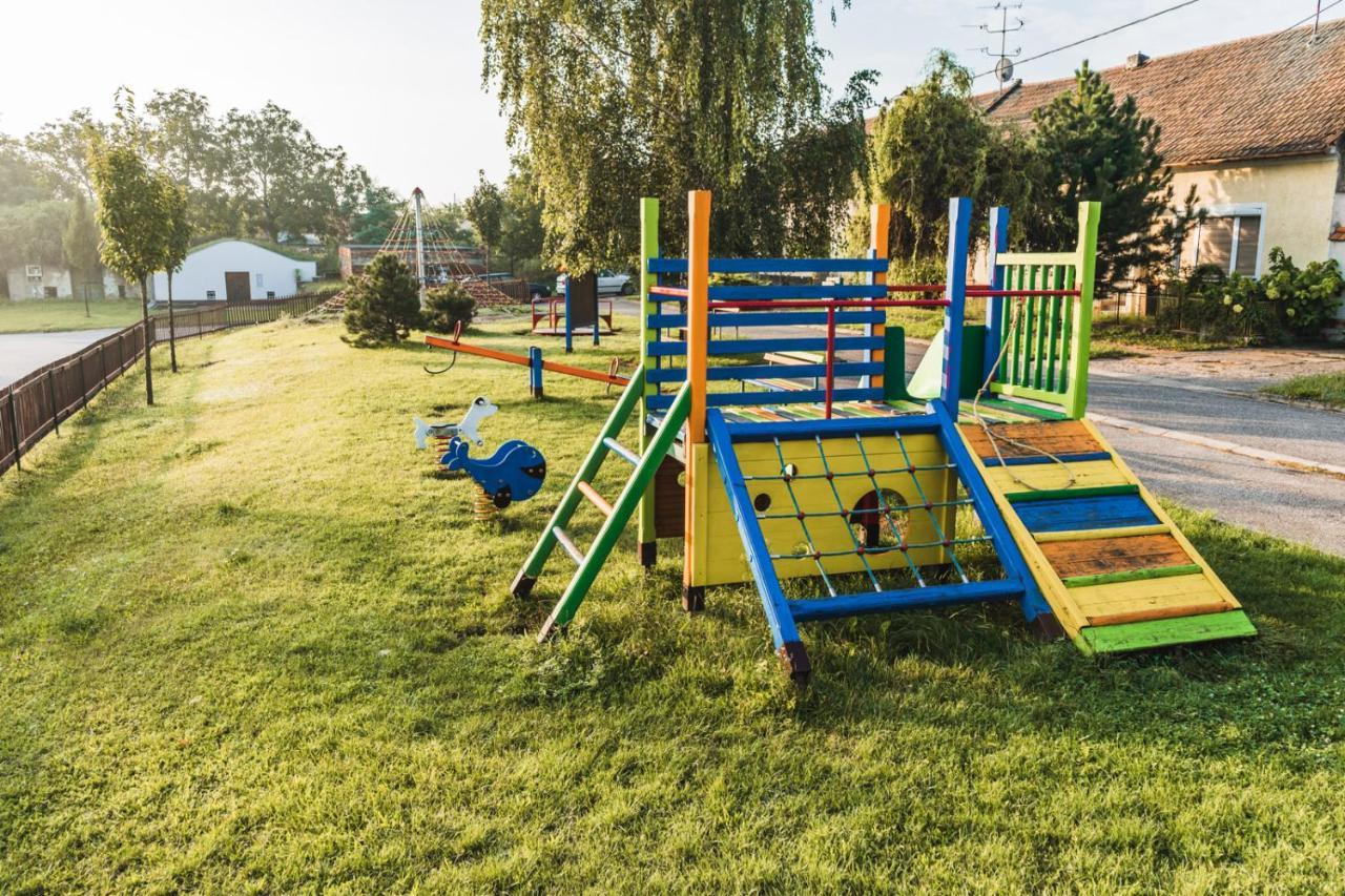 Apartmány Pulgary Bulhary Exteriér fotografie